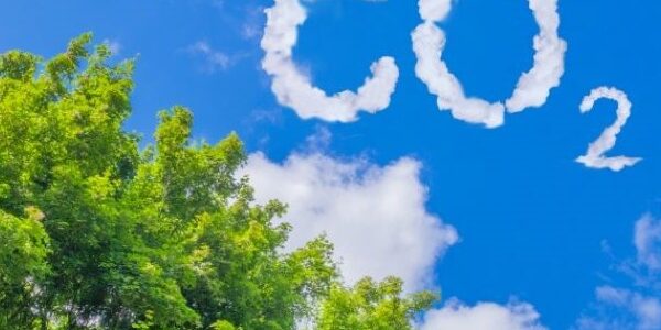 空気が薄いと感じるのはなぜ?室内の息苦しさを防ぐ方法 空気が薄いと感じるのはなぜ?室内の息苦しさを防ぐ方法