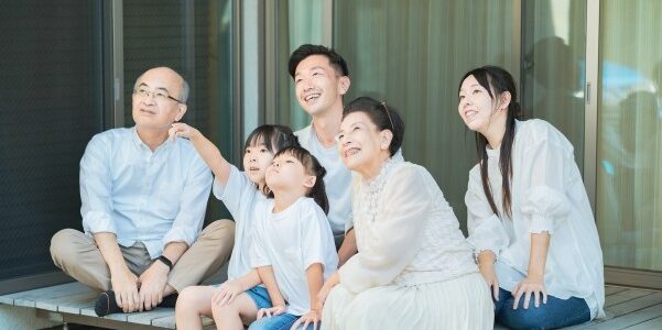 お盆の帰省でこんな話もしてみませんか？実家の違和感はリフォームのサインかも